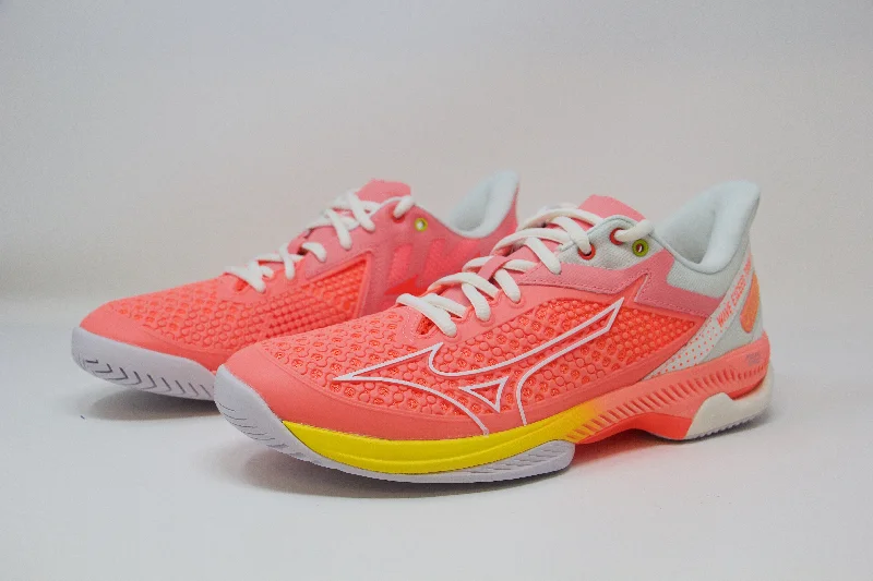 Mizuno Wave Exceed Tour 5 Womens All Court Tennis Shoe